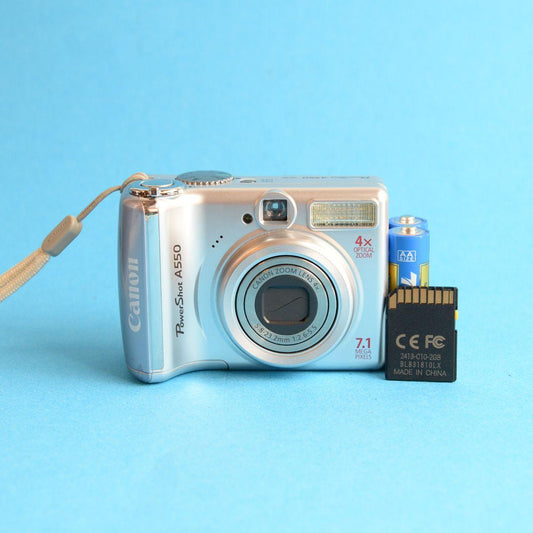 Canon PowerShot A550 Digital Camera | 7.1MP | Tested & Working | Silver