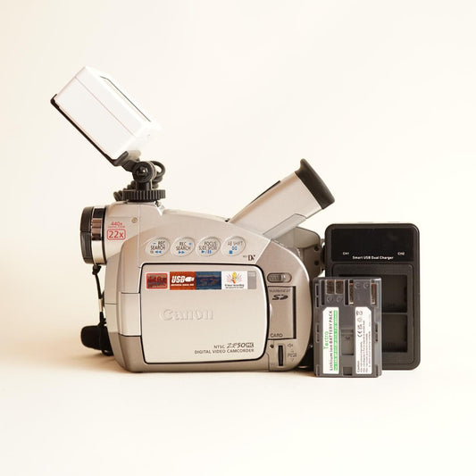 Canon ZR50 Tapeless Camcorder Setup | Tested & Working | Silver