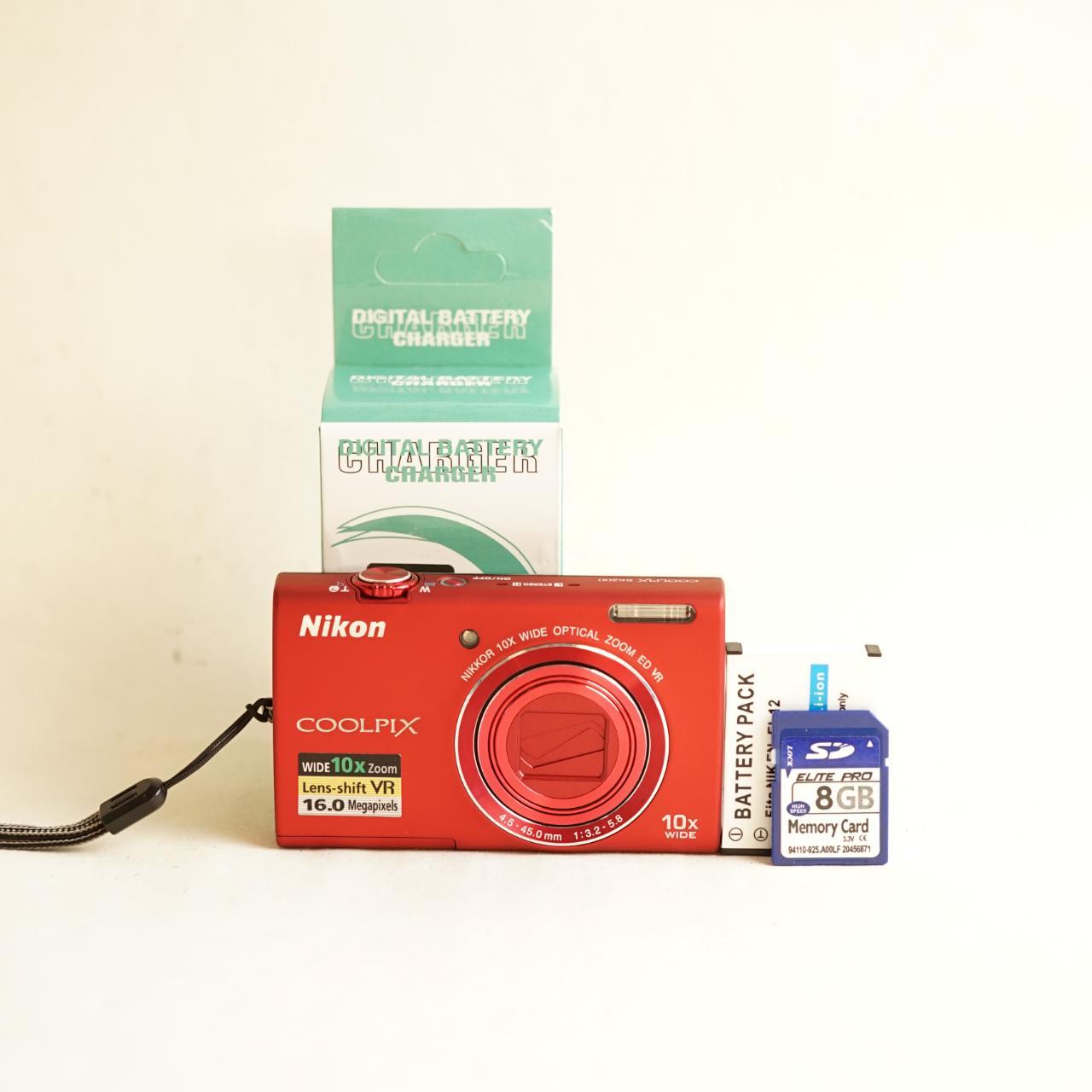 Nikon Coolpix S6200 Digital Camera | 16.0MP | Tested & Working | Red