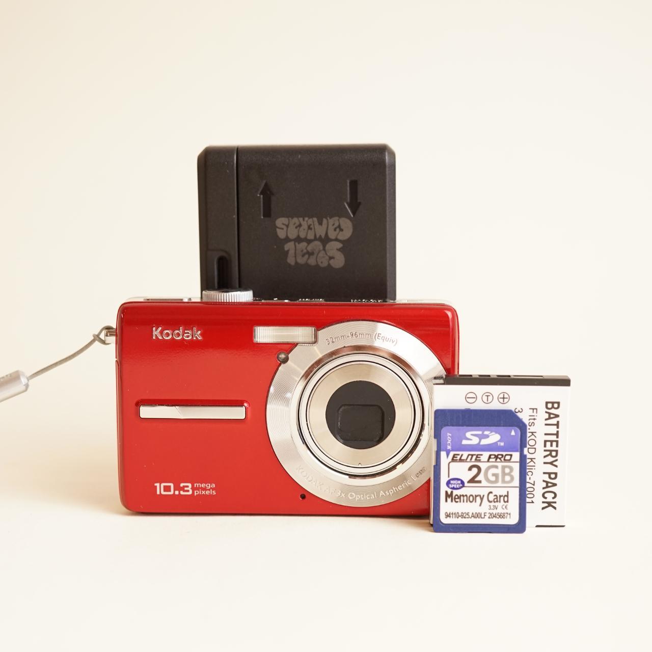 Kodak EasyShare MD1063 Digital Camera | 10.3MP | Tested & Working | Red