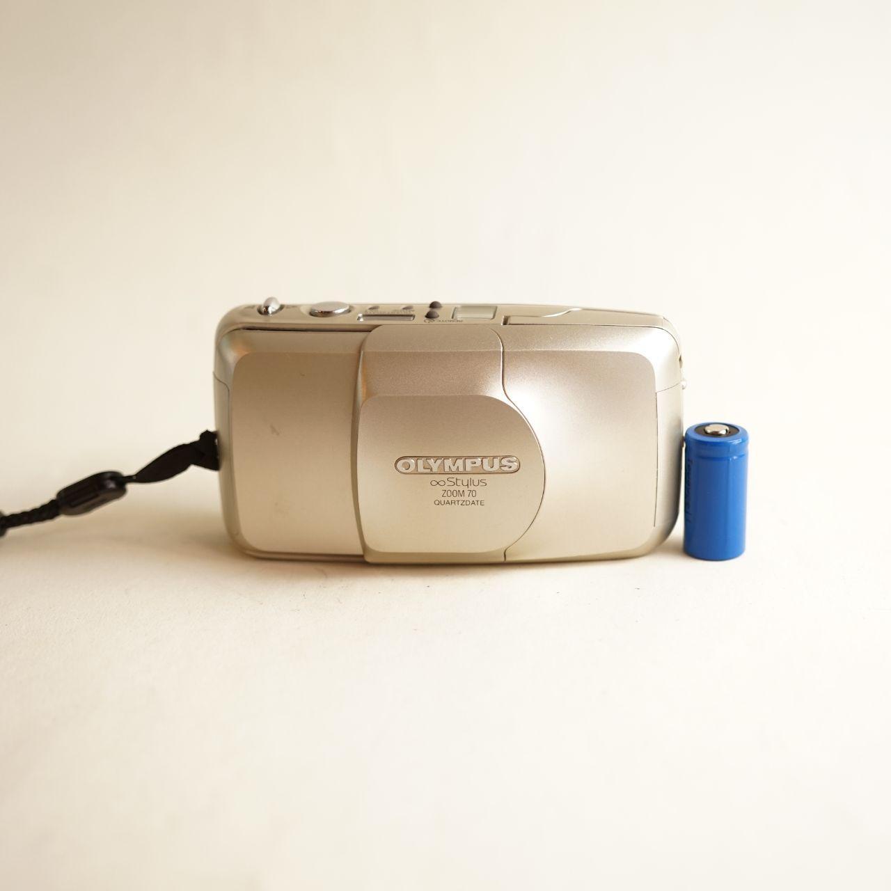 Olympus Infinity Stylus Zoom 70 Film Camera | 35mm Point & Shoot | Tested & Working | Cream