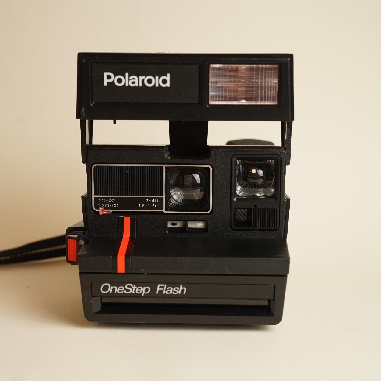 Polaroid OneStep Flash | Instant Camera | Black