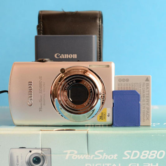 Canon PowerShot SD880 IS Digital Camera | 10MP | Tested & Working | Silver