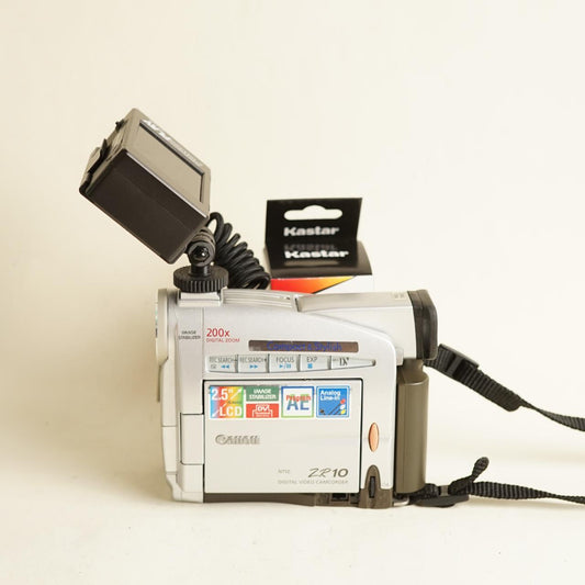 Canon ZR10 Digital Camcorder with Tapeless Setup | Read Description | Silver