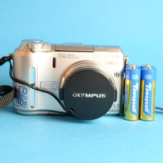 Olympus Camedia C-750 Digital Camera | 4MP | Tested & Working | Silver