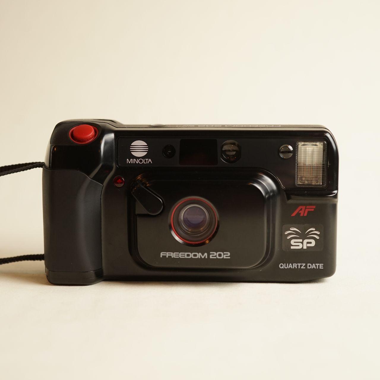 Minolta Freedom 202 Film Camera | 35mm Point & Shoot | Tested & Working | Black