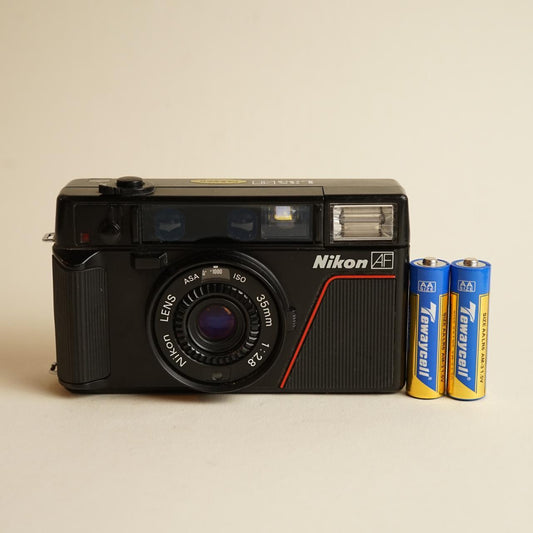 Nikon L35 AF Film Camera | 35mm Point & Shoot | Read Description | Black