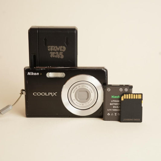 Nikon Coolpix S200 Digital Camera | 7.1MP | Tested & Working | Black