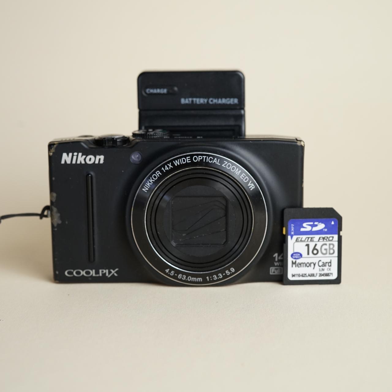 Nikon Coolpix S8200 Digital Camera | 16MP | Read Description | Black