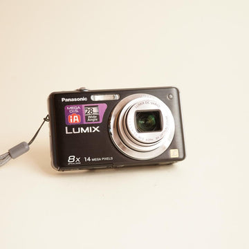 Panasonic Lumix DMC-FH20 Digital Camera | 14MP | Tested & Working | Black