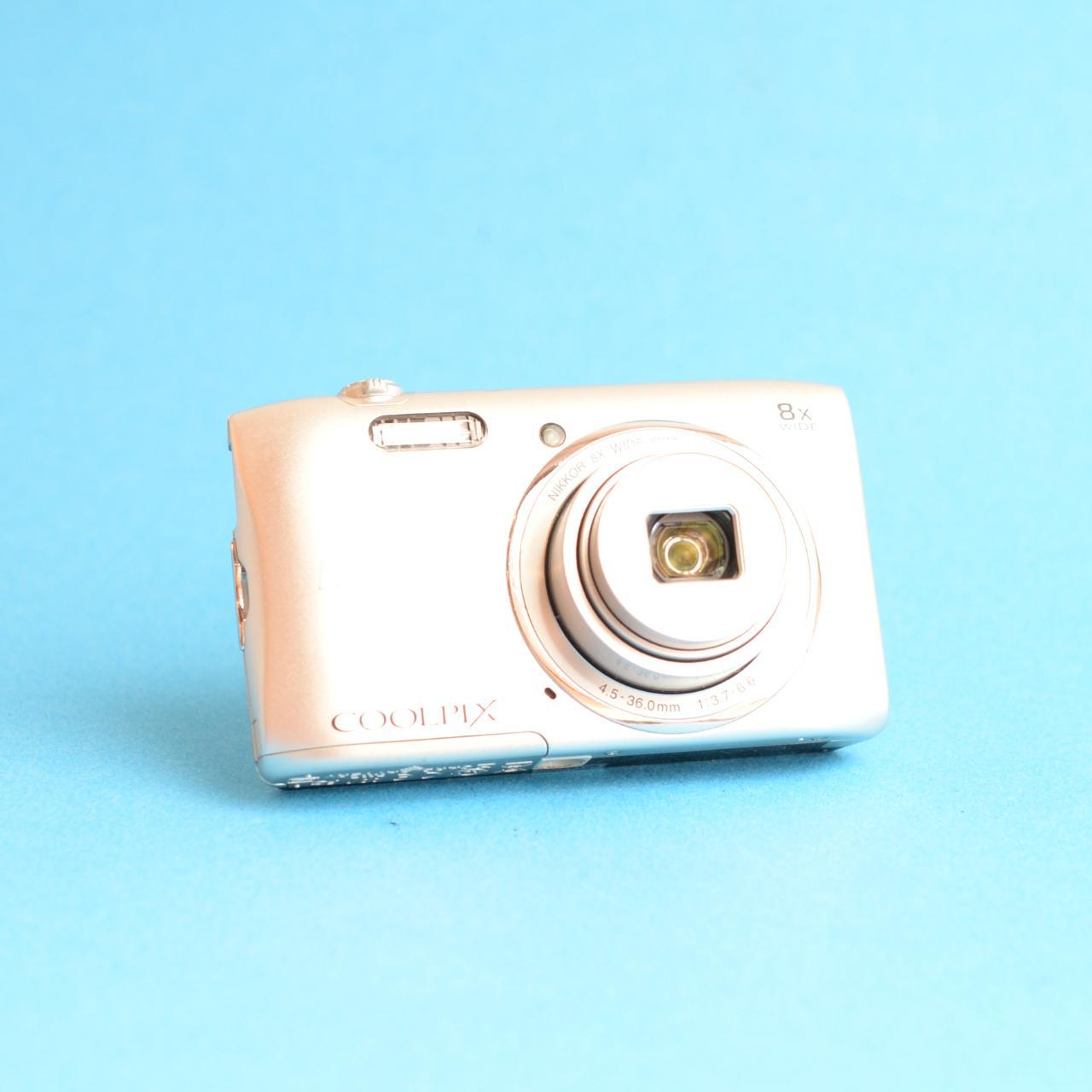 Nikon Coolpix S3600 Digital Camera | 20.1MP | Tested & Working | Silver