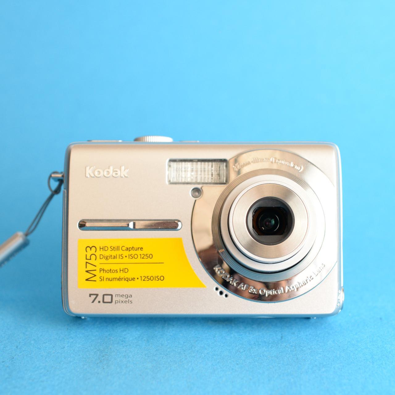 Kodak EasyShare M753 | 7MP Digital Camera | Tested & Working | Silver