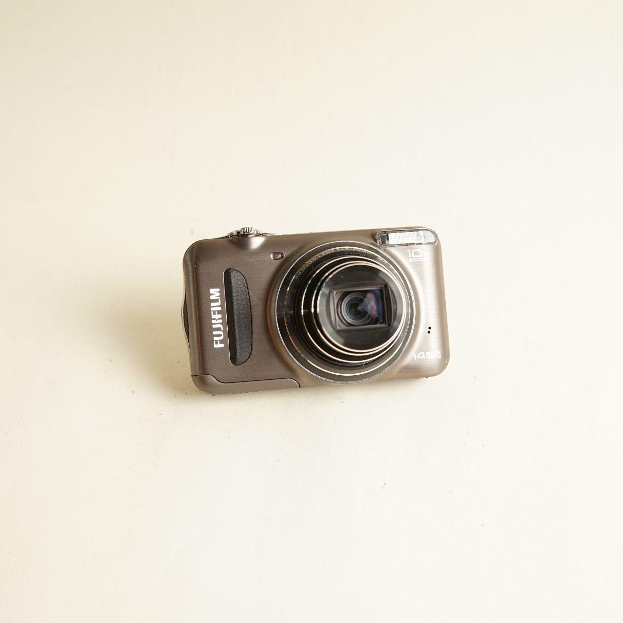 Fujifilm FinePix T200 Digital Camera | 14.0MP | Tested & Working | Grey