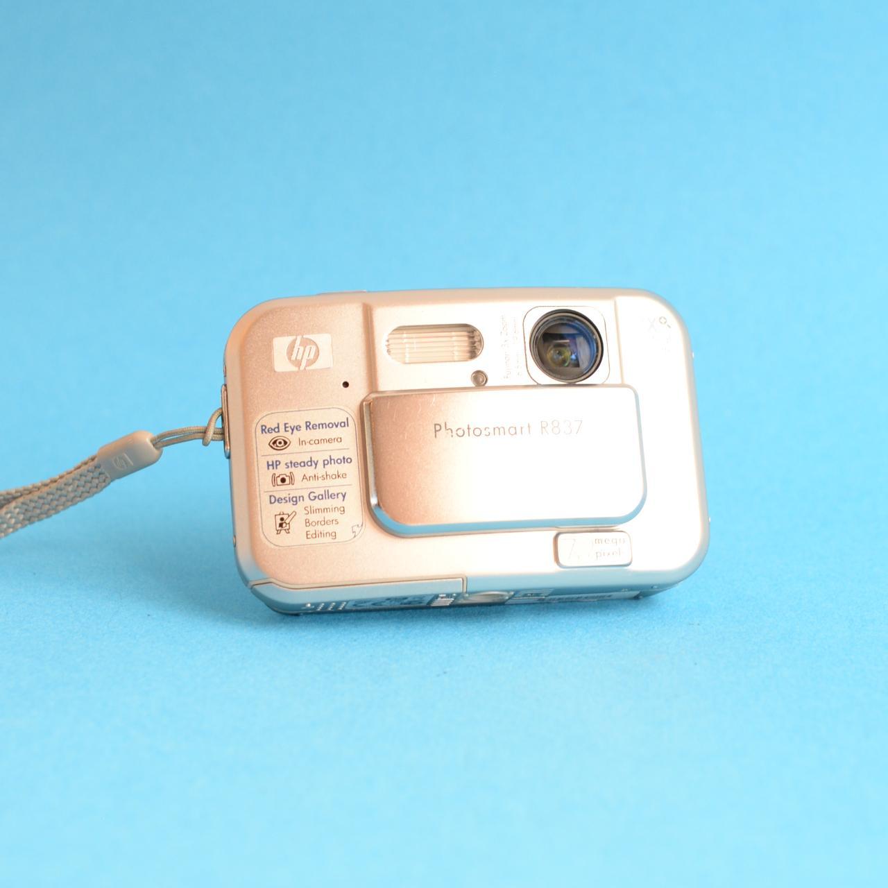 HP Photosmart R837 Digital Camera | 7MP | Tested & Working | Silver