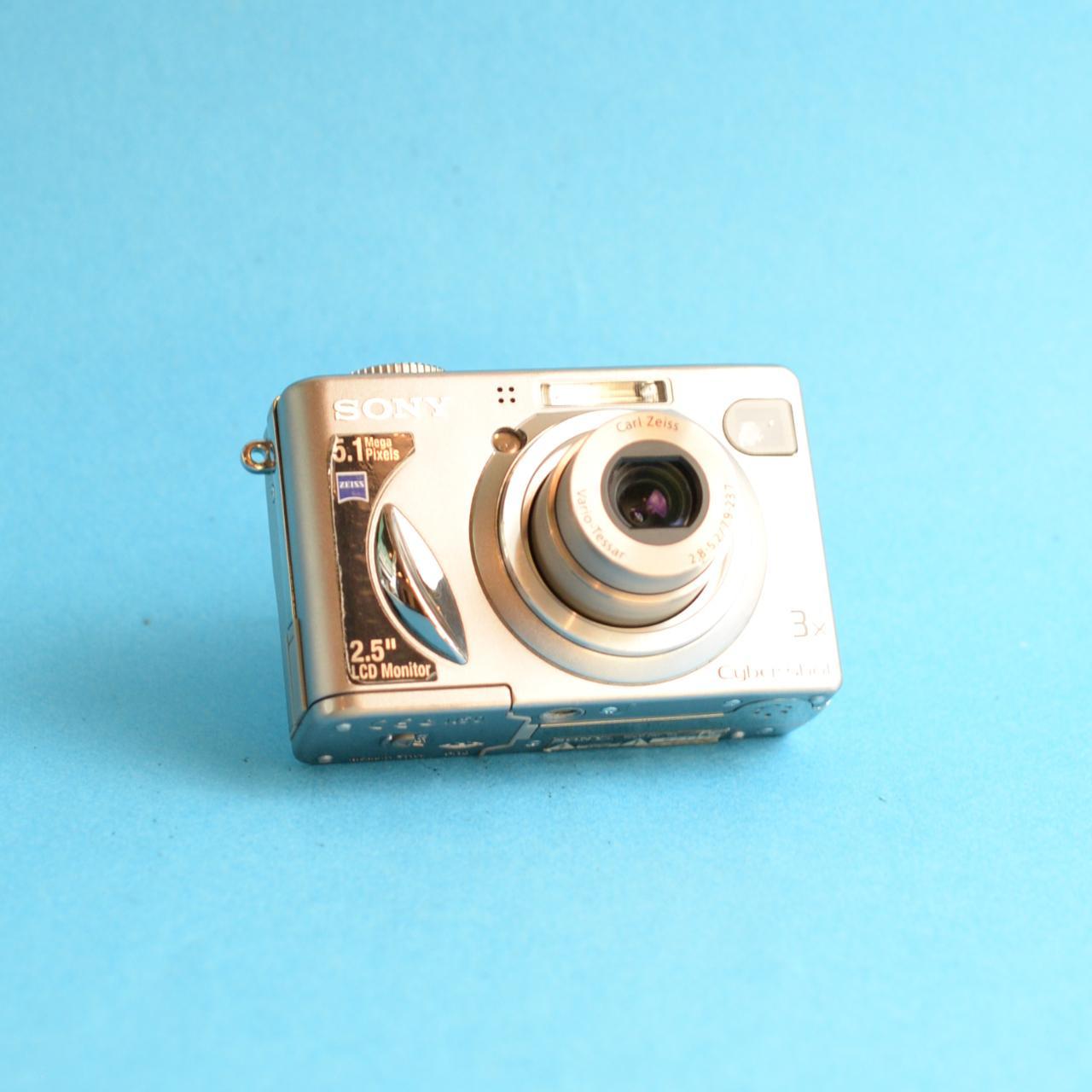 Sony CyberShot DSC-W5 Digital Camera | 5.1MP | Tested & Working | Silver