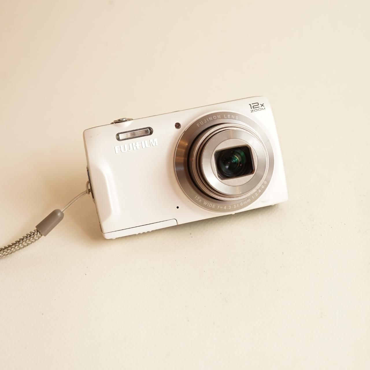 Fujifilm FinePix T550 Digital Camera | 16MP | Tested & Working | White