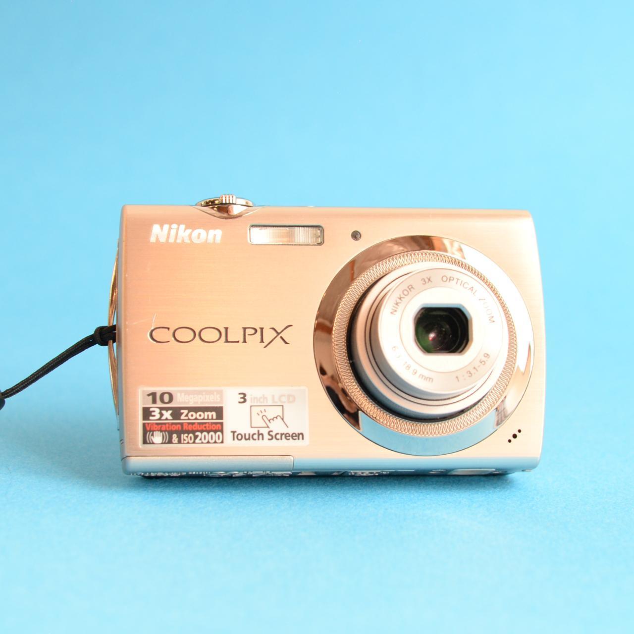 Nikon Coolpix S230 Digital Camera | 10MP | Tested & Working | Silver