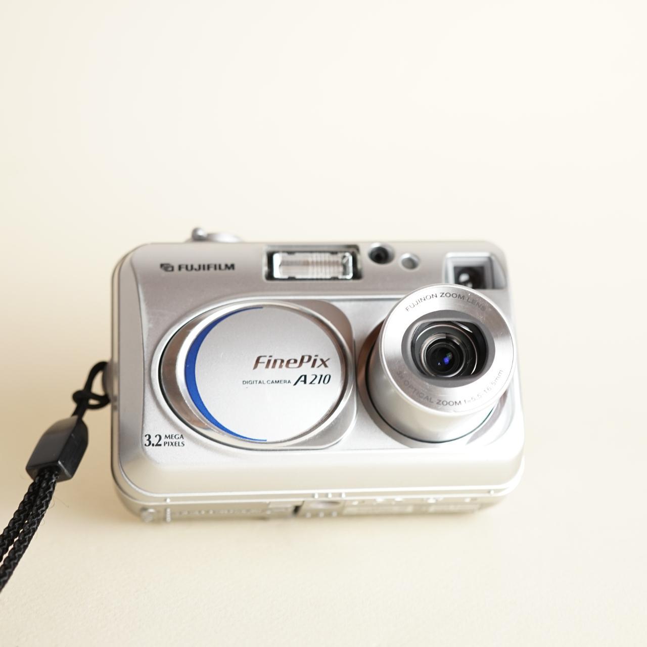 Fujifilm FinePix A210 Digital Camera | 3.2MP | Tested & Working | Silver