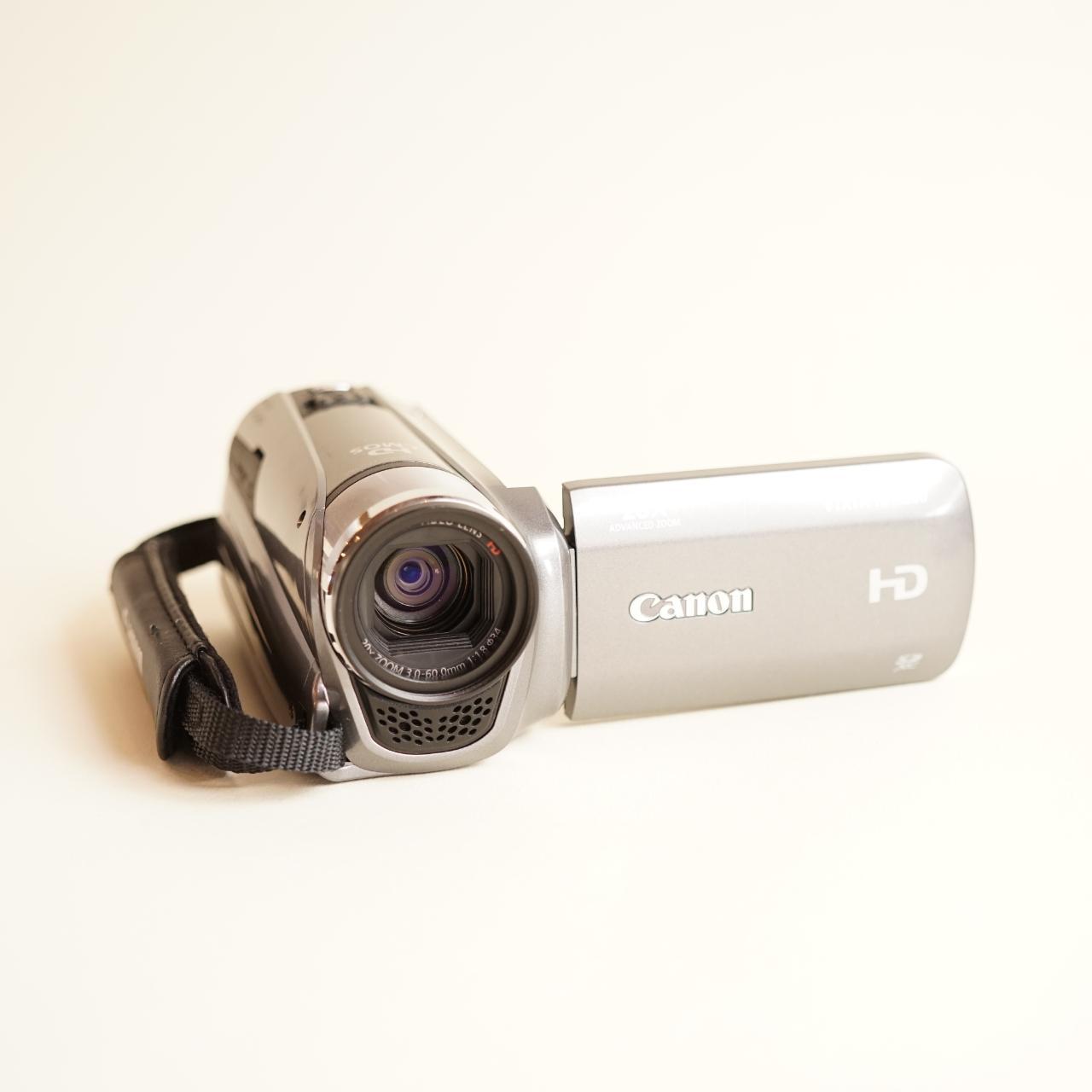 Canon Vixia HF R200 Camcorder | HD Video | Tested & Working | Silver
