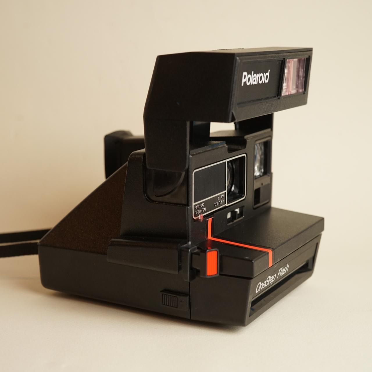 Polaroid OneStep Flash | Instant Camera | Black