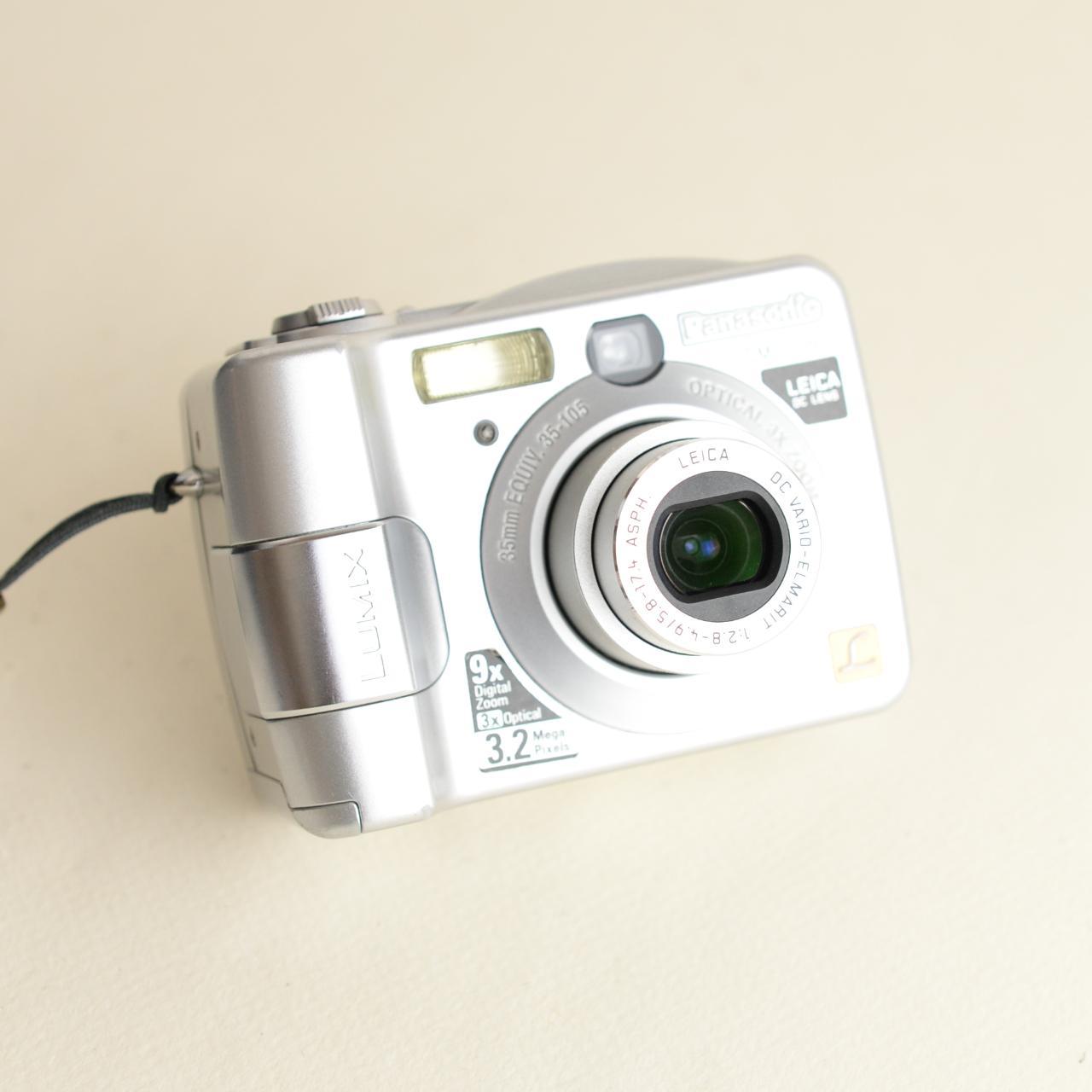 Panasonic Lumix DMC-LC50 | 3.2MP Digital camera | Silver