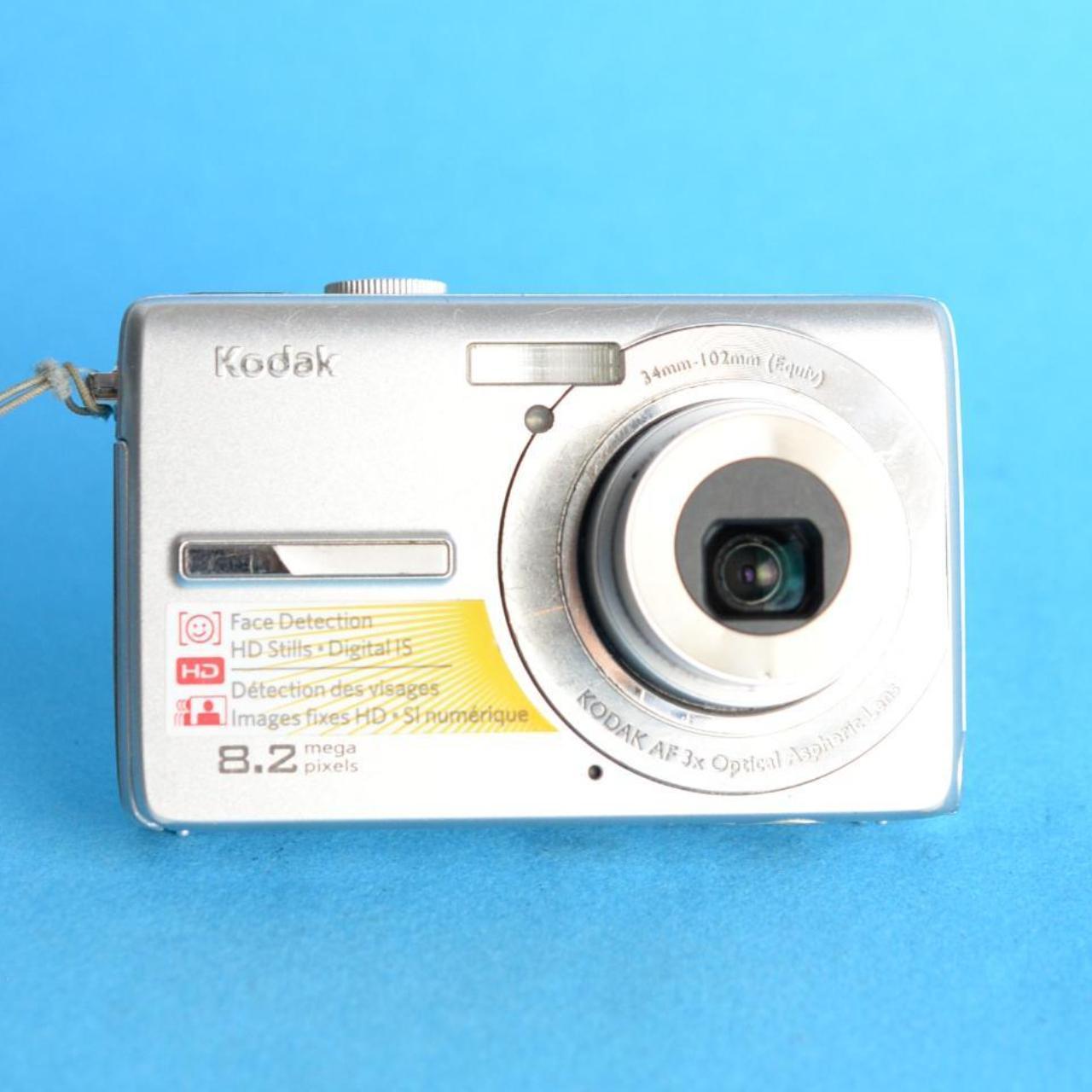 Kodak EasyShare M863 | 8.2MP Digital Camera | Tested & Working | Silver