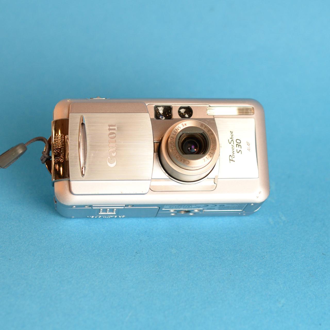 Canon PowerShot S30 Digital Camera | 3.2MP | Tested & Working | Silver