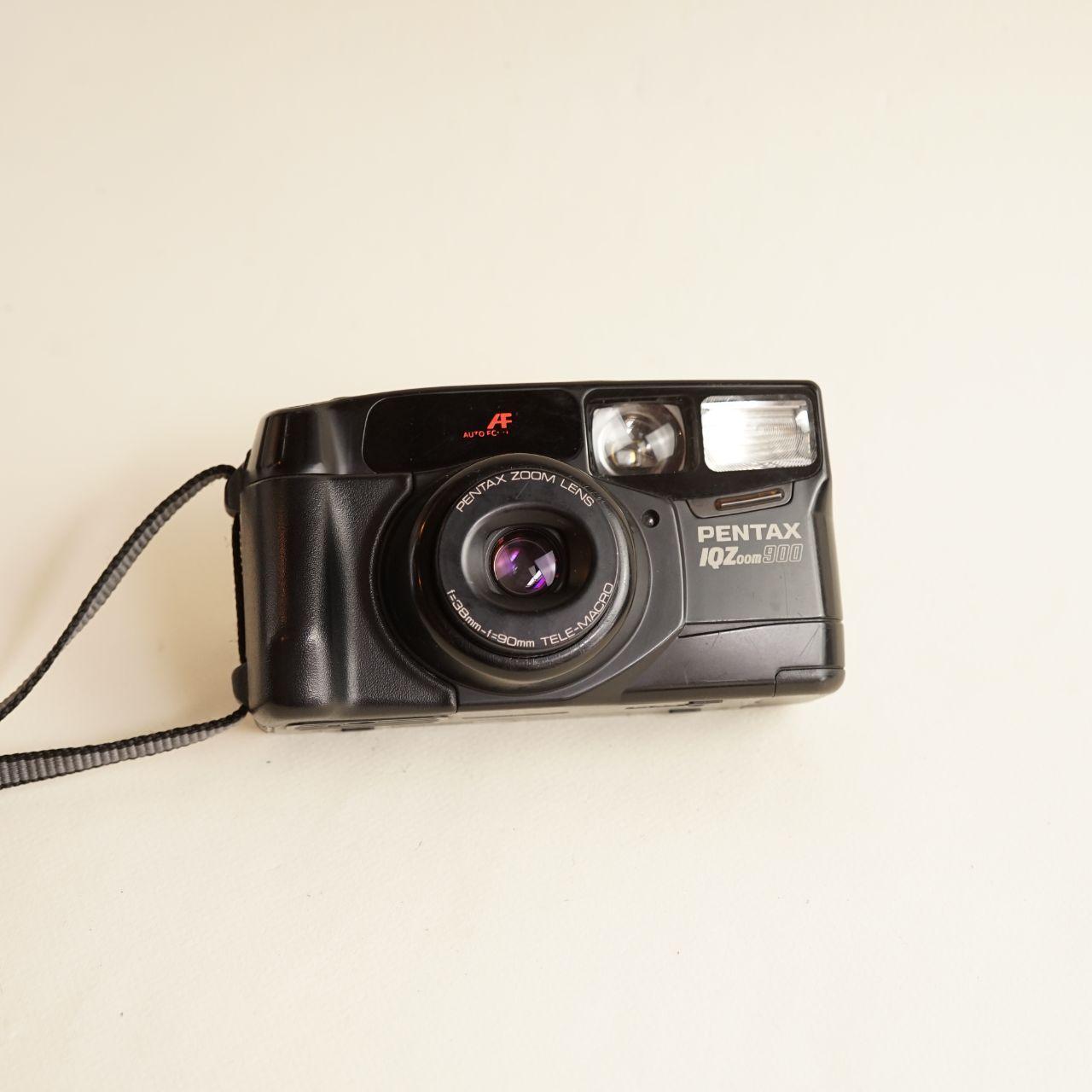 Pentax IQZoom 900 Film Camera | 35mm Point & Shoot | Tested & Working | Black