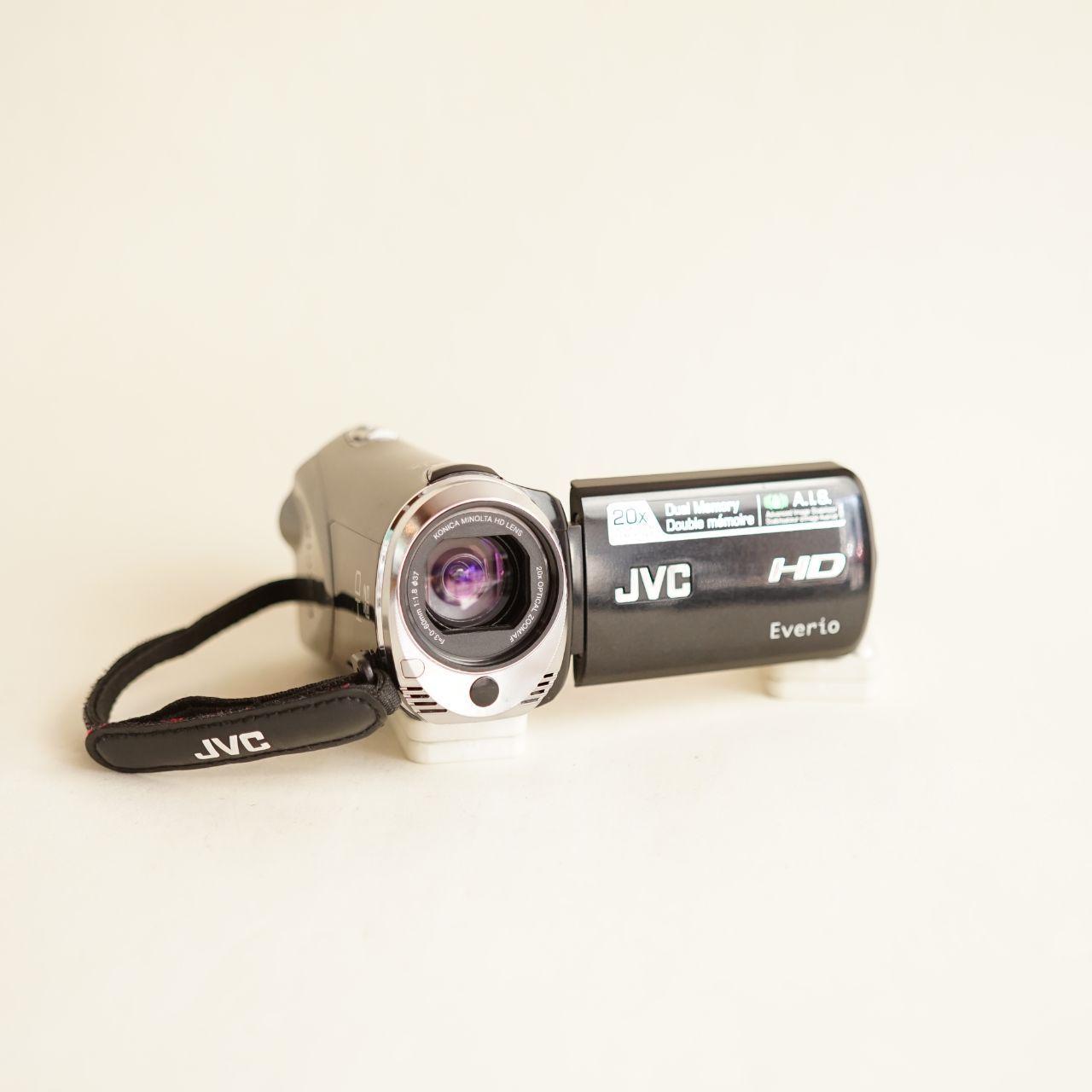 JVC Everio GZ-HM320BU Camcorder | 8.0MP | Tested & Working | Black