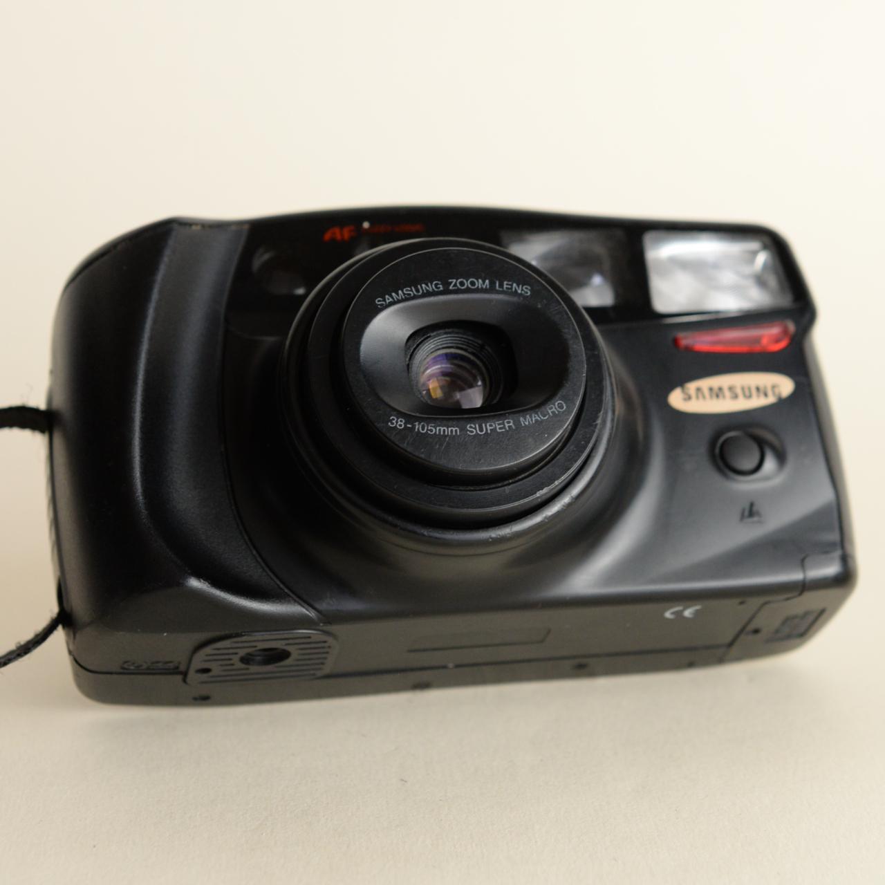 Samsung Maxima Zoom 105 | 35mm Film Camera | Point and Shoot | Black