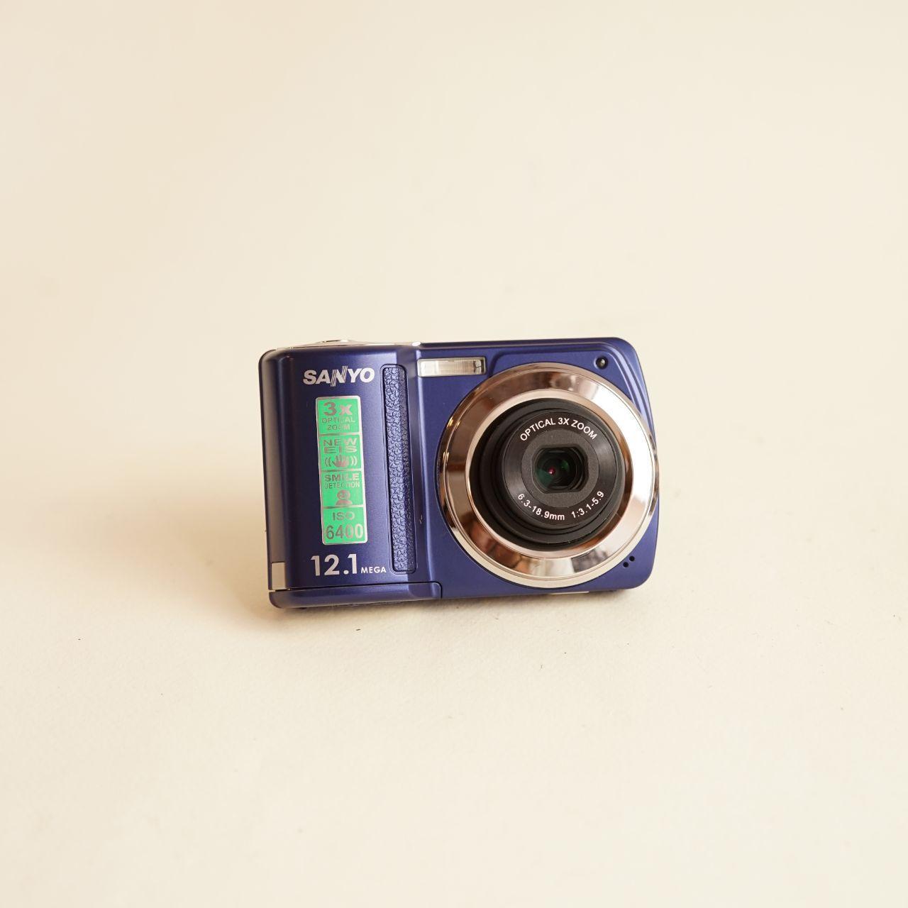 Sanyo S120 Digital Camera | 12MP | Tested & Working | Blue