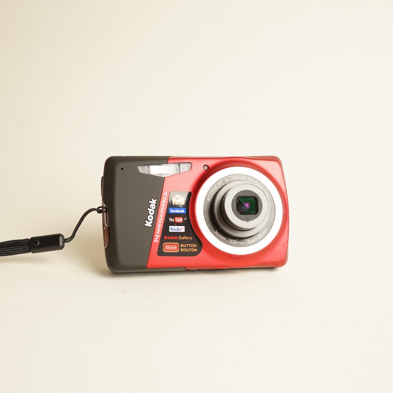 Kodak EasyShare M531 Digital Camera | 14MP | Tested & Working | Red & Black