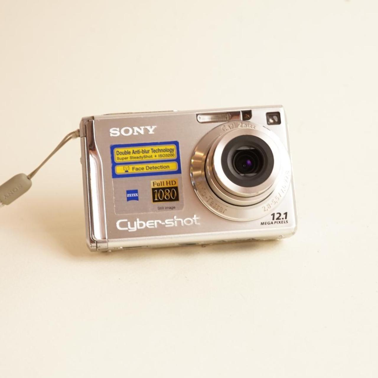 Sony CyberShot DSC-W200 Digital Camera | 12.1MP | Tested & Working | Silver