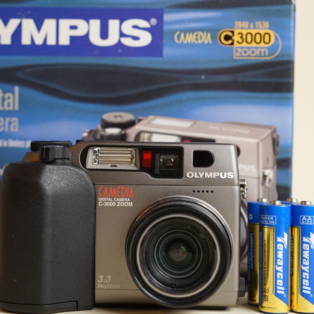 Olympus Camedia C-3000 Zoom Digital Camera | 3.3MP | Tested & Working | Grey