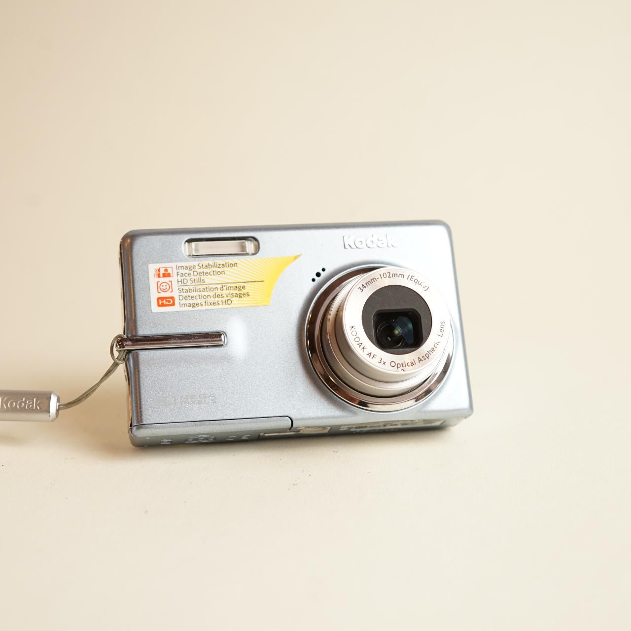Kodak EasyShare M893 IS | 8.1MP | Tested & Working | Blue Grey