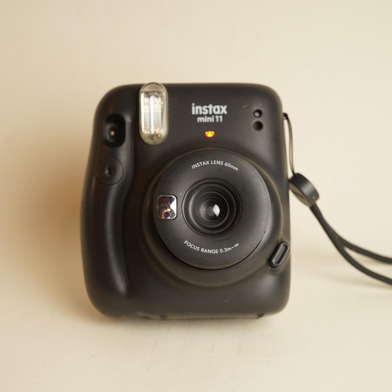 Fujifilm Instax Mini 11 Instant Camera | Tested & Working | Black