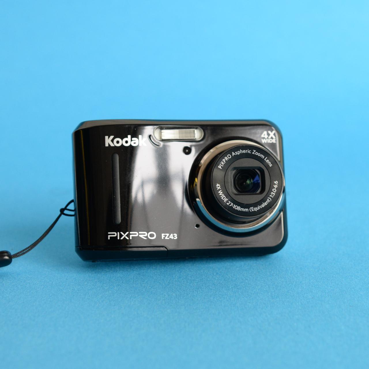 Kodak PixPro FZ43 | Digital Camera 6.1MP | Tested & Working | Silver