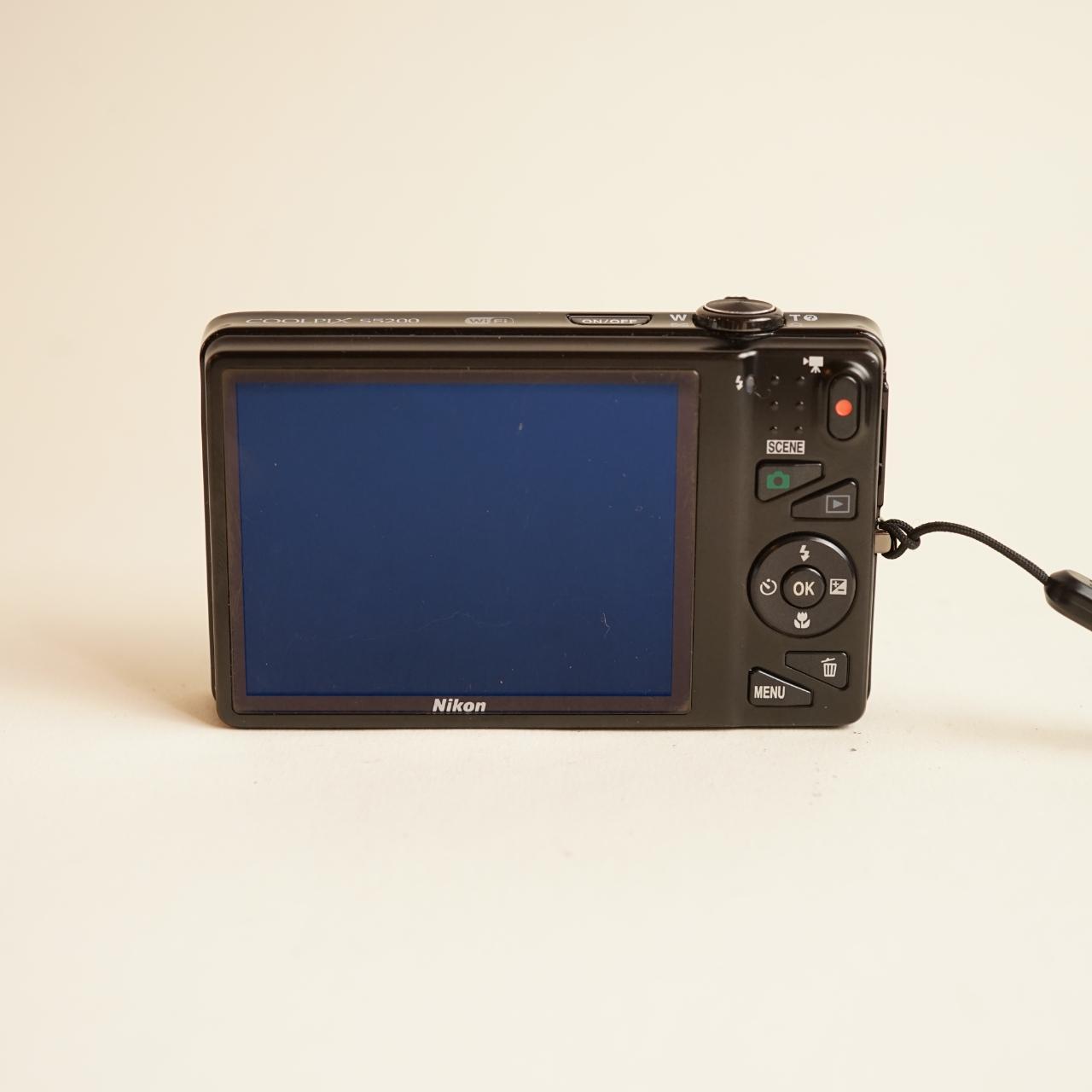 Nikon Coolpix S5200 Digital Camera | 16MP | Tested & Working | Black