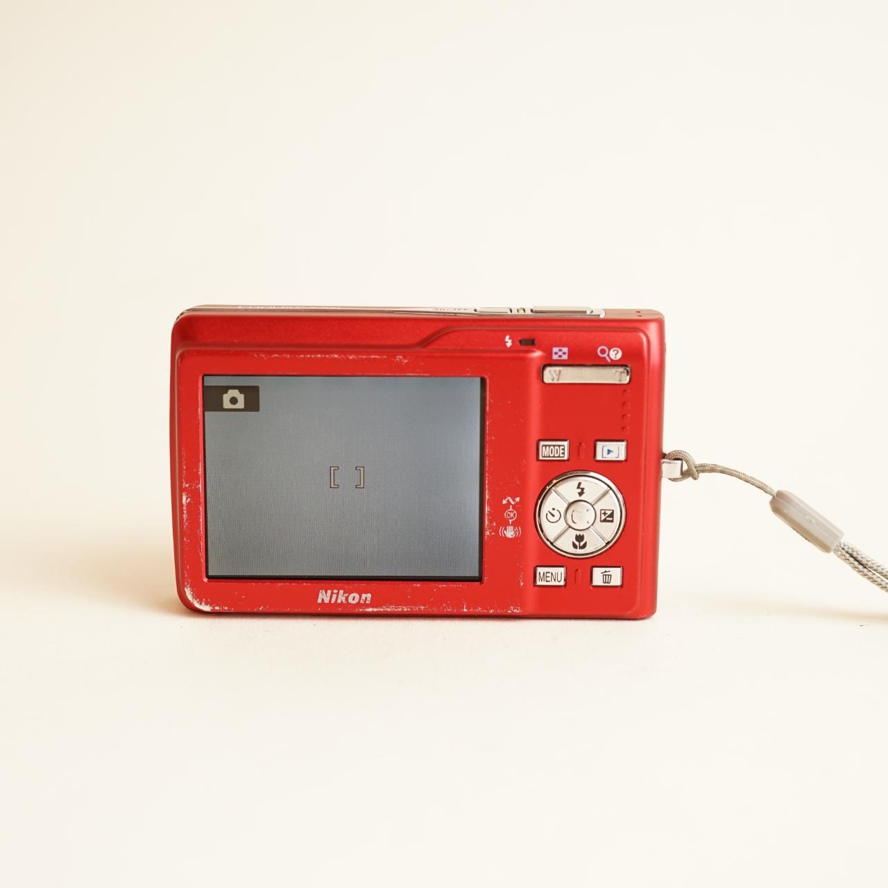 Nikon Coolpix S200 Digital Camera | 7.1MP | Tested & Working | Red