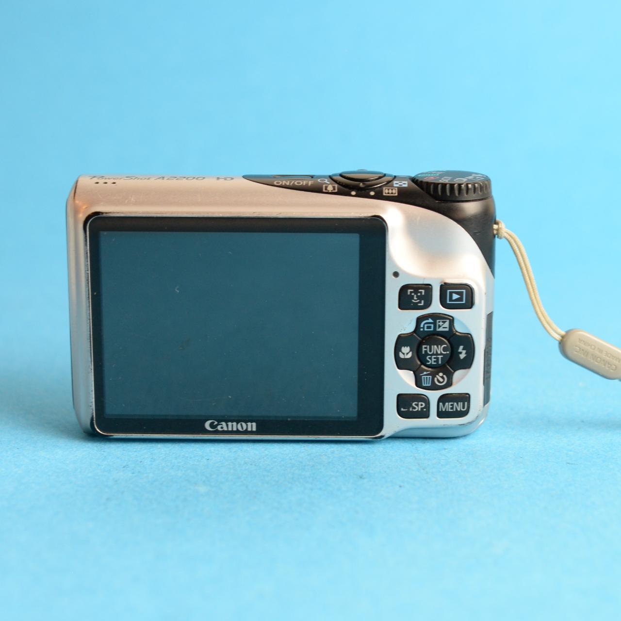 Canon PowerShot A2200 Digital Camera | 14.1MP | Tested & Working | Silver