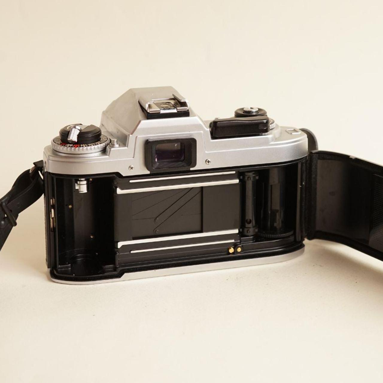 Nikon FG 35mm SLR Film Camera | Tested & Working | Black & Silver