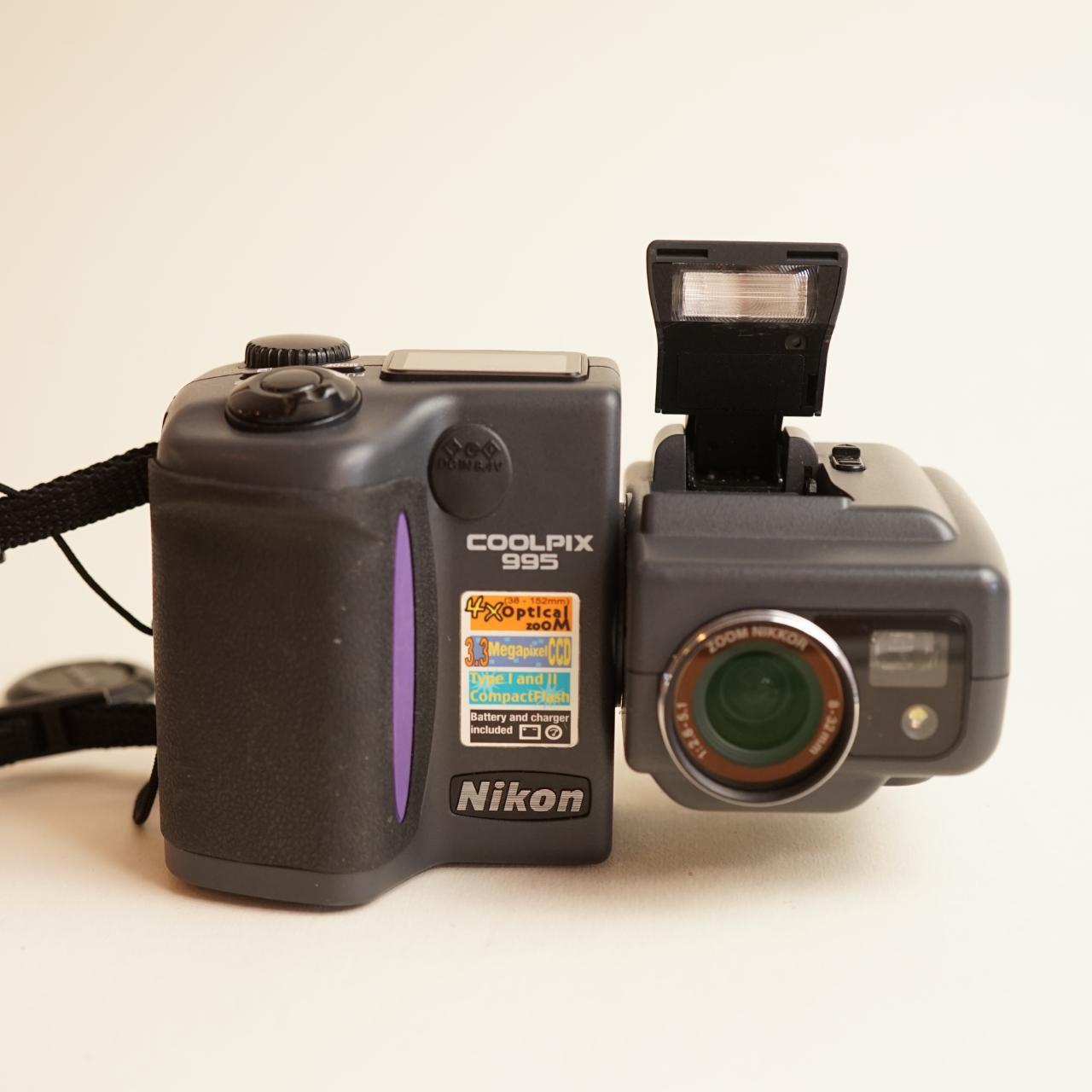 Nikon Coolpix 995 Digital Camera | 3.34MP | Tested & Working | Grey