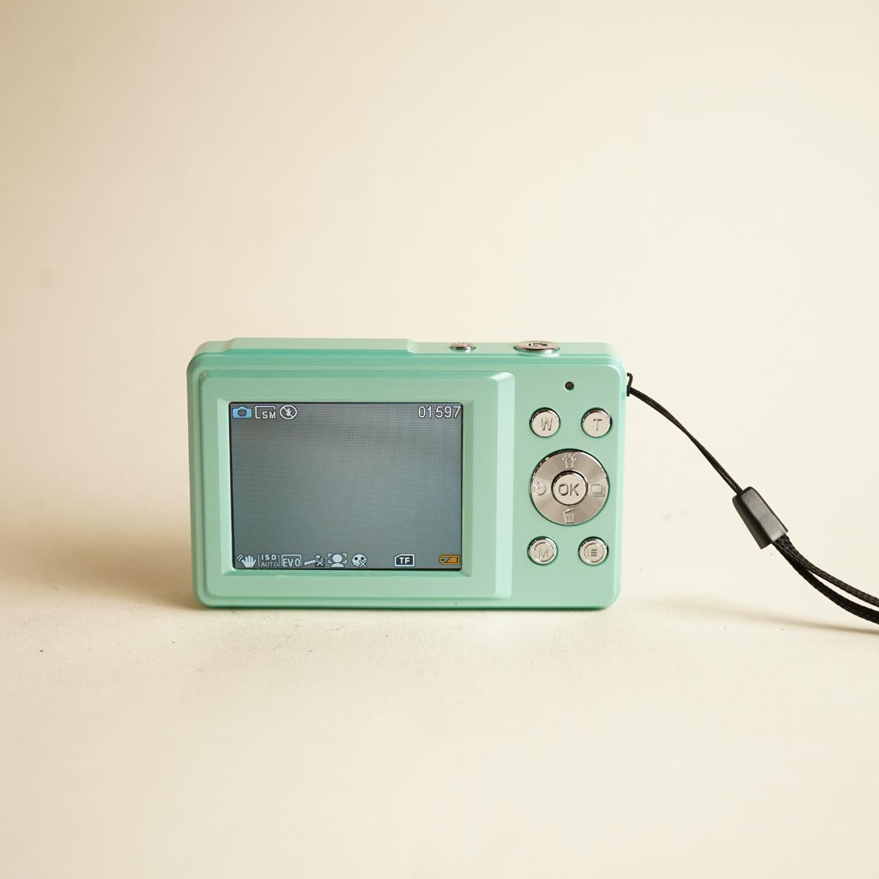 Vivitar VEC S124 Digital Camera | Tested & Working | Blue