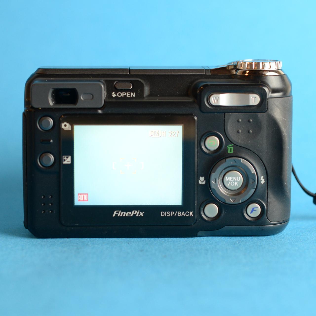 Fujifilm Finepix E900 Digital Camera | 9.0MP | Tested & Working | Black