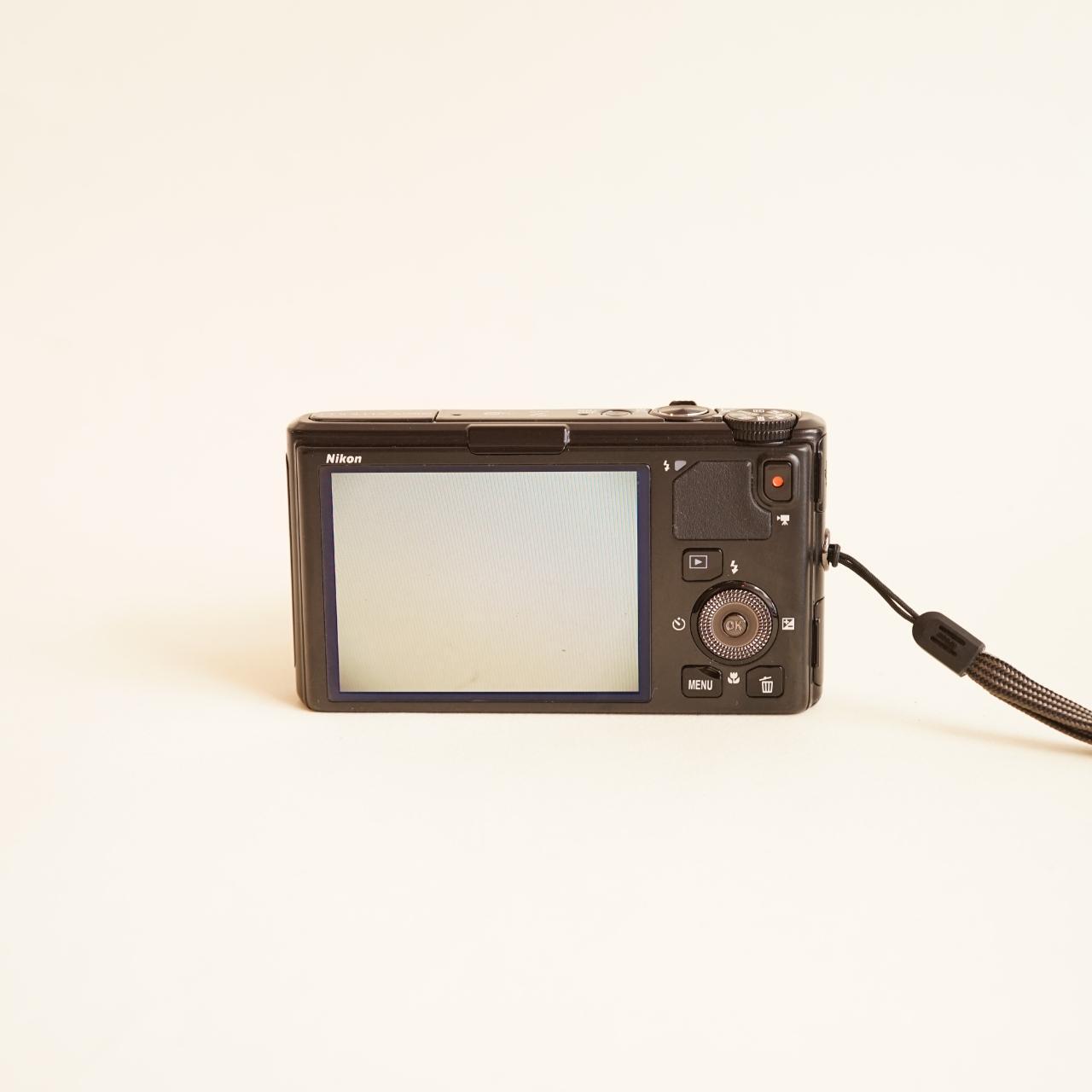 Nikon Coolpix S9500 Digital Camera | 18.1MP | Tested & Working | Black