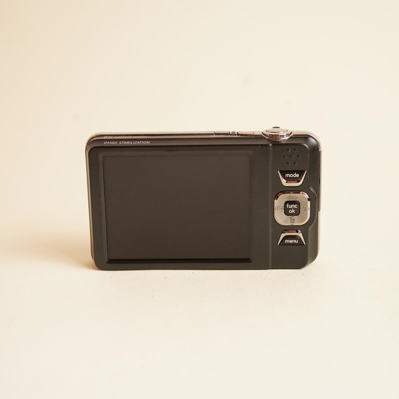 GE E1480W Digital Camera | 14MP | Tested & Working | Silver