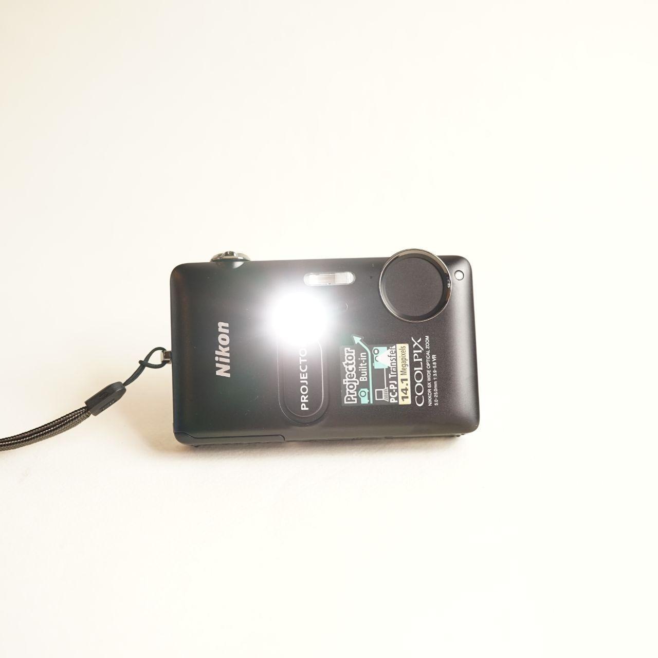 Nikon Coolpix S1200pj Digital Camera | 14.1MP | Tested & Working | Black