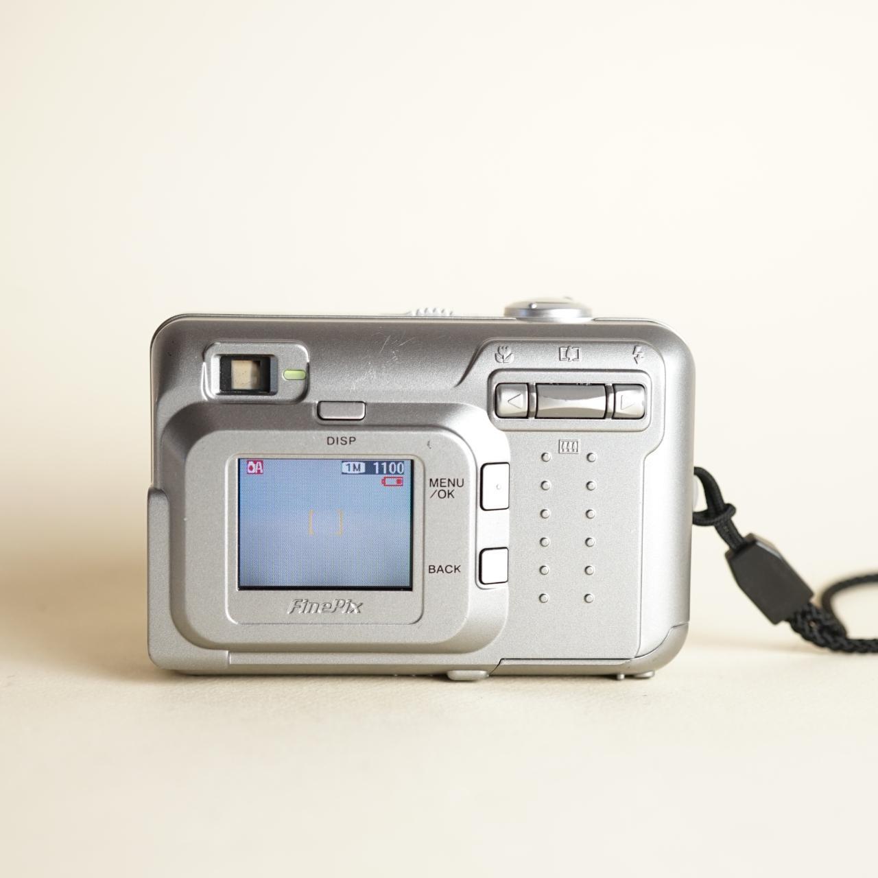 Fujifilm FinePix A210 Digital Camera | 3.2MP | Tested & Working | Silver