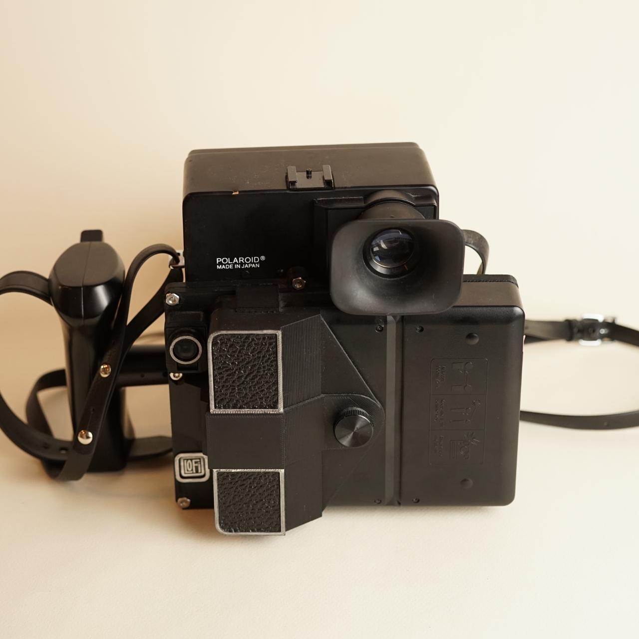 Polaroid 600 w/Lo-Fi Polaroid I-Type Film Pack | Instant Camera | Black