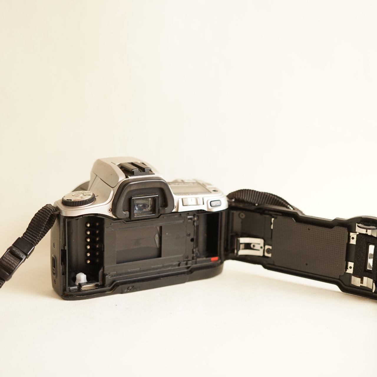 Minolta Maxxum HTsi Plus Film Camera | 35mm SLR | Tested & Working | Black